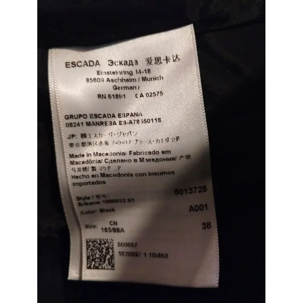 Escada elevate your